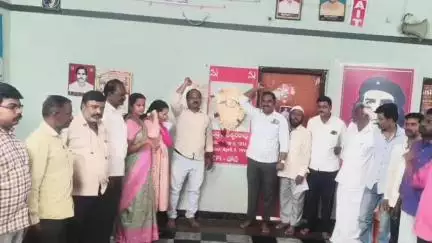 డోన్‌లో కామ్రేడ్ చంద్ర రాజేశ్వరరావు 111వ జయంతి సందర్భంగా నివాళులర్పించిన సీపీఐ నాయకులు