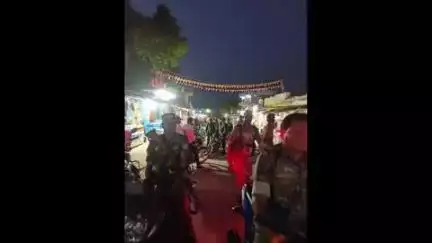 पाटन: नावां जयपुर थाना पुलिस ने निकाला फ्लैग मार्च