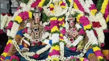 திருவாடனை: ஆதிரெத்தினேஸ்வரர் கோவிலில் திருஞான சம்பந்தர் திருமுலைபால் உற்சவம் நடைபெற்றது