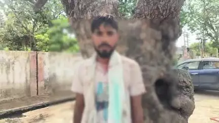 भरथना: लखना सांवत खां में युवकों के बीच विवाद, बीच-बचाव करने पर पीड़ित पर नामजद 2 युवकों ने चाकू से किया जानलेवा हमला