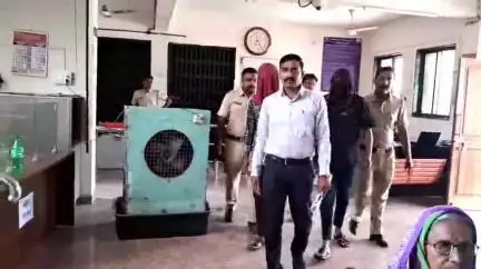 नागपूर शहर: एमडी ची विक्री करणाऱ्या दोन आरोपींना रंगेहात अटक : वैभव नागे पोलीस उपनिरीक्षक