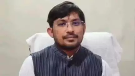 चंदौली: जिलाधिकारी के कुशल निर्देशन में भारतमाला परियोजना में प्रशासन और किसानों के बीच समन्वय से कार्य में तेजी आ रही है
