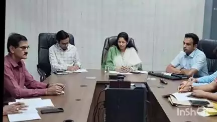 त्योंथर: रीवा कलेक्टर प्रतिभा ने किया निर्देशित, वर्षाकाल में त्यौंथर में लगेंगे 1 लाख पौधे