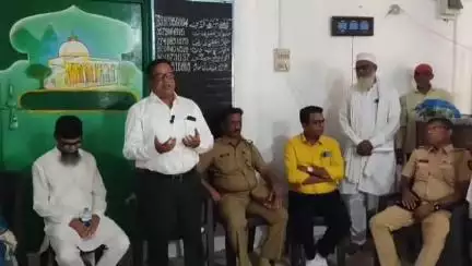 अमरावती: बकरी ईद निमीत्त मनपा, पोलिस प्रशासन सज्ज
बकरी ईद निमीत्त सर्व मुस्लिम बांधवांना महानगरपालिकेतर्फे मार्गदर्शक सुचना