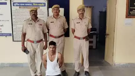 #Balotra: थाना पचपदरा द्वारा ‘‘ऑपरेशन खुलासा’’ के तहत वाहन चोरी के प्रकरण का पर्दाफाश

चोरित वाहन बरामद, शातिर चोर भवानी