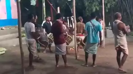 বঙাইগাঁও ভাগ: নানকাঁৰগাঁওত ৰাইজৰ উদ্যোগত শতাধিক ৰাইজৰ উপস্থিতিত প্ৰতি বছৰৰ বাঁশ পূজা অনুষ্ঠিত কৰা হয়