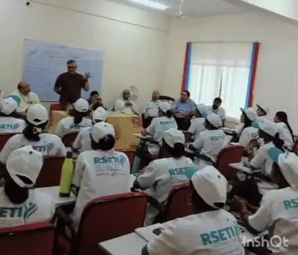 कल्याणपुर: कल्याणपुर में आरसेटी समस्तीपुर का एमओआरडी टीम द्वारा प्रेरणादायक दौरा और ऑडिट