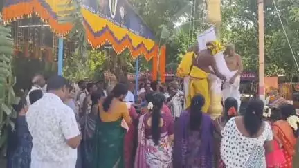 కనిగిరి: పామూరులో అంగరంగ వైభవంగా శ్రీ మదన వేణుగోపాల స్వామి బ్రహ్మోత్సవాలు, ధ్వజారోహణ కార్యక్రమంలో పెద్ద సంఖ్యలో పాల్గొన్న భక్తులు