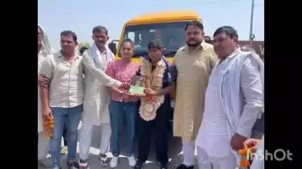 भिवानी: खुशी घणघस ने राष्ट्रीय कुश्ती प्रतियोगिता में जीता स्वर्ण पदक, धनाना में घणघस खाप ने किया जोरदार स्वागत