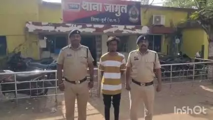 दुर्ग: कुरूद से युवक पर प्राणघातक हमला कर चोट पहुंचाने वाले आरोपी को किया गिरफ्तार