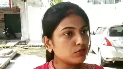 शिकोहाबाद: शिकोहाबाद के रहचटी में पति के जुल्म से टूटी विवाहिता को ससुराल में घुसने से रोका, डायल-112 पर दी बंधक बनाने की सूचना