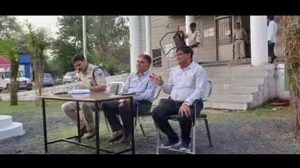 दमोह: आगामी त्योहारों को लेकर कोतवाली थाने में शांति समिति की बैठक आयोजित