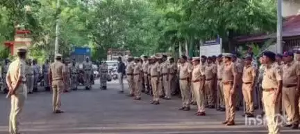 अकोट: शहर पोलीस स्टेशन येथून बकरी ईद सणाच्या पार्श्वभूमीवर रूट मार्च पार पडला