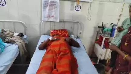 झालरापाटन: सुनेल चौराहे पर बाइक पर बैठी महिला को दूसरी बाइक ने टक्कर मारकर गिराया, घायल महिला को जिला अस्पताल में भर्ती किया गया