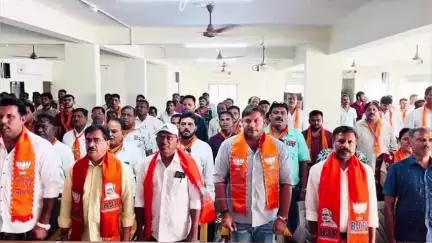 હાલોલ: 11 વર્ષ સેવા સુશાસન અને ગરીબ કલ્યાણના કાર્યક્રમની ઉજવણીની તૈયારીના ભાગરૂપે ભાજપા કાર્યાલય ખાતે કાર્યશાળા યોજાઈ