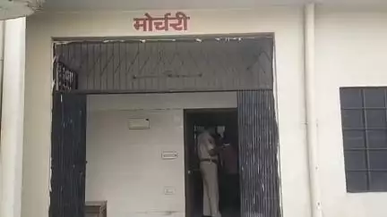 सरदारशहर: सवाई फांटे के पास सड़क पार कर रहे व्यक्ति की गाड़ी की टक्कर से हुई मौत, पुलिस ने शव का करवाया पोस्टमार्टम