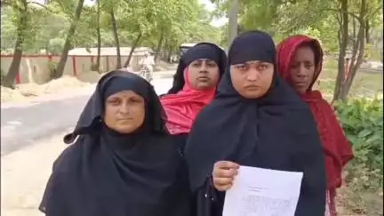 निचलौल: ग्राम सभा मुण्डेरी चौबे में जमीनी विवाद को लेकर हुई मारपीट के संबंध में पीड़ित ने न्याय की गुहार लगाई