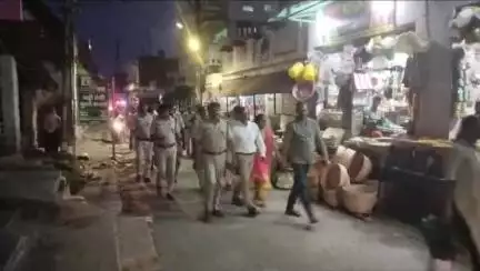 नासरीगंज: बकरीद पर्व को लेकर एसडीएम और एसडीपीओ के नेतृत्व में किया गया फ्लैग मार्च