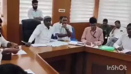 ಚಿಕ್ಕಮಗಳೂರು: ಬಿ‌ಎಸ್‌ಎನ್‌ಎಲ್ ಸೇರಿದಂತೆ ವಿವಿಧ ಇಲಾಖೆಯ ಅಧಿಕಾರಿಗಳೊಂದಿಗೆ ನಗರದಲ್ಲಿ ಸಂಸದ ಕೋಟಾ ಶ್ರೀನಿವಾಸ್ ಪೂಜಾರಿ ಸಭೆ, ಖಡಕ್ ವಾರ್ನಿಂಗ್