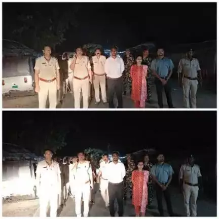 ईद-उल-अज़हा (बकरीद) को शांतिपूर्ण और सुरक्षित माहौल में सम्पन्न कराने एवं विधि-व्यवस्था बनाए रखने के दृष्टिगत आज दिनांक 06.06.25 को बकरीद पर्व की पूर्व संध्या पर कटिहार पुलिस द्वारा निरंतर फ्लैग-मार्च किया जा रहा है।