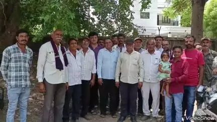 સિહોર: ગ્રામ પંચાયત ચૂંટણી :સિહોર તાલુકાનું ટોડા ગામ સૌપ્રથમ બન્યું સમરસ. ગ્રામ પંચાયતના સરપંચ તરીકે પ્રીતિબા ગોહિલ