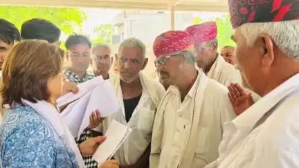 नागौर: बीजेपी की प्रदेश उपाध्यक्ष ज्योति मिर्धा ने नागौर स्थित अपने आवास पर की जनसुनवाई