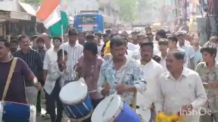 बदनावर: अग्नि वीर मनीष बोडाना ट्रेनिंग पूरी कर बदनावर पहुंचे, घर में हुआ भव्य स्वागत