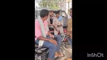 दरियापुर: हल्दिया चंवर में बाइक की टक्कर से युवक की मौत, बाजार से लौट रहा था और जल्द होने वाली थी शादी