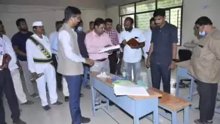 రాప్తాడు: చిన్మయి నగర్ జెఎన్టియు విశ్వవిద్యాలయంలో రతన్ టాటా ఇన్నోవేషన్ సెంటర్ ను సందర్శించిన జిల్లా కలెక్టర్ వినోద్ కుమార్