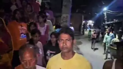 महराजगंज: पुरानी बाजार में युवक की हत्या के बाद पोस्टमार्टम कराकर शव शुक्रवार रात घर पहुंचा