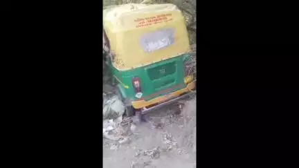 नवाबगंज: भिटौली गांव के निकट ऑटो का टायर फटने से अनियंत्रित होकर दो बाइक से टकराया, 2 की मौत और 11 घायल