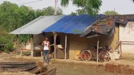 सिराथू: मलाक सद्दी के चकखुदाएगंज में प्रधान ने नही किया विकास, गाँव मे नहीं हैं सड़कें गरीबों को नही मिले पीएम आवास #jansamasya
