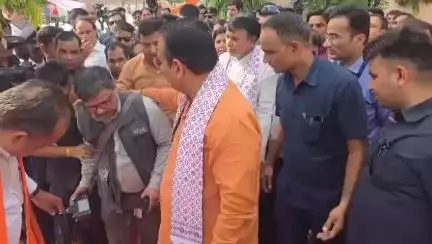 सांगानेर: दुर्गापुरा रेलवे स्टेशन पर मुख्यमंत्री ने दिखाया बड़ा दिल, घायल कैमरामैन को तुरंत पहुंचाया अस्पताल