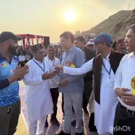 विकासनगर: विधायक प्रीतम सिंह ने विधानसभा चकराता अंतर्गत विकासखण्ड कालसी के कण्डोई धार में खेलकूद प्रतियोगिता में किया प्रतिभाग