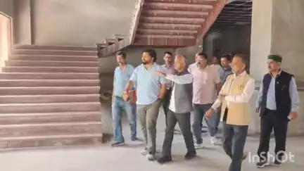 मंडी: मंडी में निर्माणाधीन कॉलेज का निरीक्षण, लोक लेखा समिति के अध्यक्ष अनिल शर्मा ने कार्य में तेजी लाने के दिए निर्देश