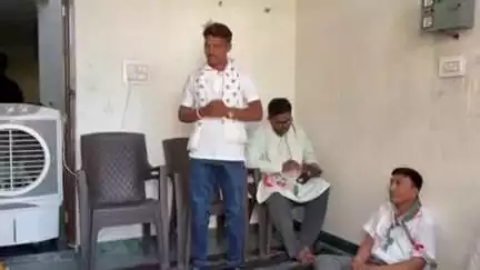 धरियावद: धरियावद में महिलाओं ने भारत आदिवासी पार्टी की सदस्यता ग्रहण की, पार्टी का दुप्पटा पहनाकर किया स्वागत