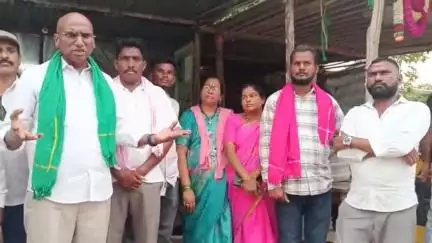 సిర్పూర్ టి: రెక్కాడితే గానీ డొక్కాడని పోడు రైతులపై దౌర్జన్యాలకు దిగుతున్న ఫారెస్ట్ అధికారులు: బెజ్జూరు మండలంలో బీఆర్‌ఎస్‌ నేత ఆర్ఎస్