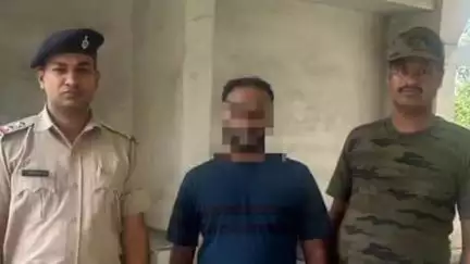गोला: गोला पुलिस ने बरियातू निवासी आर्म्स एक्ट के आरोपी को गिरफ्तार कर जेल भेजा