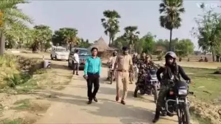 मेसकौर: बकरीद को लेकर पुलिस ने निकाला फ्लैग मार्च, शांति बनाए रखने की अपील, ड्रोन कैमरे से की जा रही निगरानी