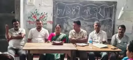 কোচবিহার ১: কোচবিহার গুরিয়াহাটি অঞ্চলের একটি বুথের তৃণমূল কংগ্রেস কমিটি গঠিত হলো, উপস্থিত ব্লক তৃণমূল সভাপতি
