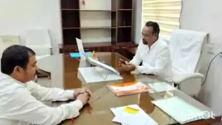 मांडू: झारखंड विधानसभा की निवेदन समिति की बैठक सभा कक्ष में हुई संपन्न