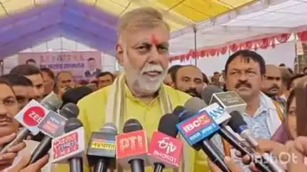 होशंगाबाद नगर: नर्मदापुरम में कैबिनेट मंत्री प्रहलाद पटेल ने की मीडिया से चर्चा, विभाग ने बनाए 50 हजार खेत तालाब