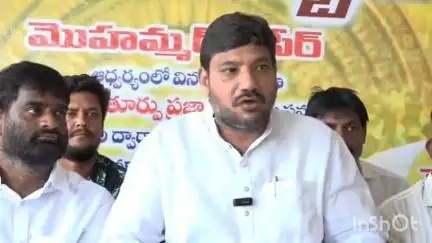 గుంటూరు: ప్రజాదర్బార్ లో వచ్చే ప్రతి అర్జీని పరిష్కరిస్తాం: గుంటూరు తూర్పు నియోజకవర్గం ఎమ్మెల్యే నసీర్ అహ్మద్