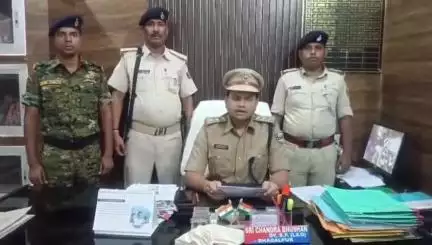 जगदीशपुर: अकबरनगर थाना क्षेत्र में देशी कट्टा और 5 कारतूस के साथ 3 लोग गिरफ्तार, पुलिस उपाधीक्षक चंद्रभूषण ने दी जानकारी