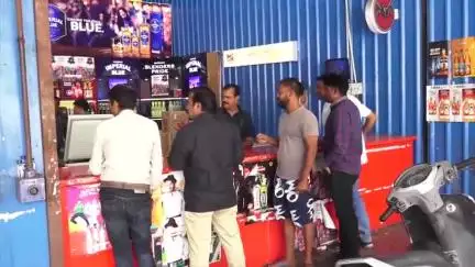 सांवेर: आबकारी विभाग की बड़ी कार्रवाई, 15 से अधिक शराब दुकानों पर ₹51 लाख का जुर्माना