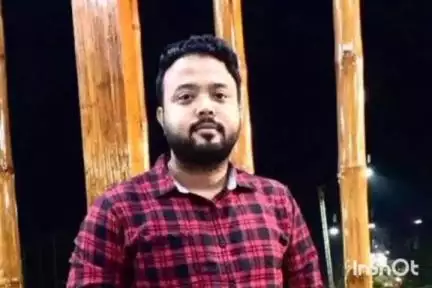 পূব ডিব্ৰুগড়: দুলীয়াজানত পেট্ৰ'ল ডিপোত সংঘটিত মাৰপিটৰ ঘটনাৰ সৈতে নাম সাঙোৰ প্ৰাক্তন আছু আব্দুল ছাত্তাৰৰ জিলা আদালতত আত্মসমৰ্পন