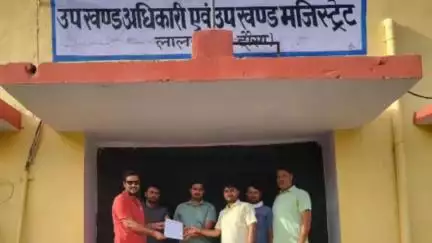 लालसोट: युवा कांग्रेस कार्यकर्ताओं ने लालसोट एसडीएम को सौंपा ज्ञापन, चिरंजीवी स्वास्थ्य बीमा योजना को पुनः शुरू करने की मांग की