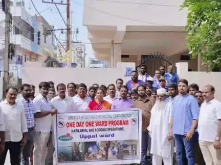 మేడ్చల్: ఉప్పల్ లో శానిటేషన్ డ్రైవ్ ను ప్రారంభించిన కార్పొరేటర్ మందముల రజిత పరమేశ్వర్ రెడ్డి
