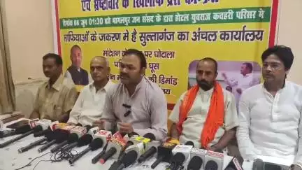 जगदीशपुर: भागलपुर के सुल्तानगंज अंचल में माफिया राज, भ्रष्टाचार और अराजकता को लेकर जन संसद के संरक्षक अजीत कुमार में