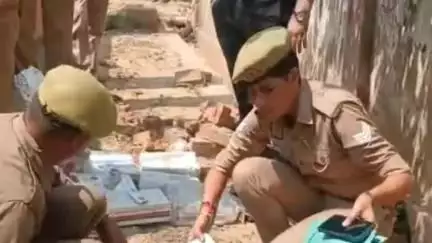 सहारनपुर: महिला थाना पुलिस ने ऑपरेशन क्लीन अभियान के तहत 13 मालों से संबंधित माल का किया विनष्टिकरण